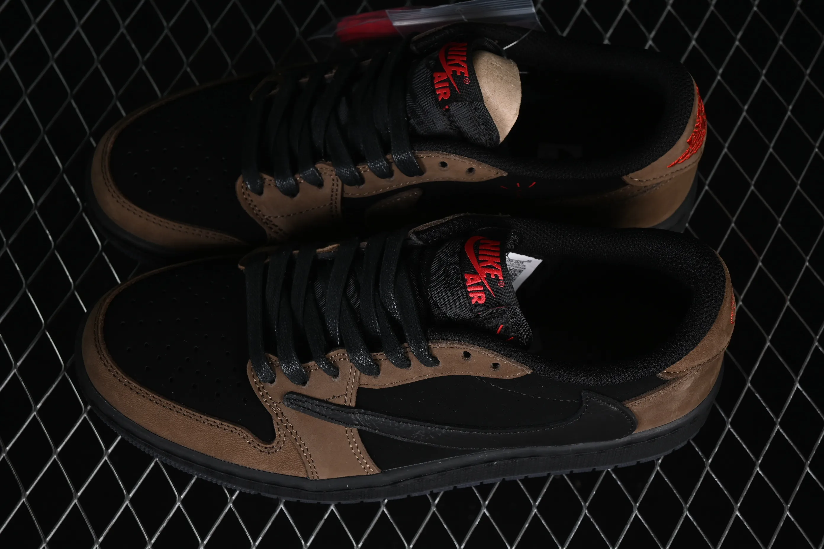 All Categories Air Jordan Jordan Series Basketball Shoes Air Jordan 1 Low High-end Customized Low-top Sneakers Travis Scott